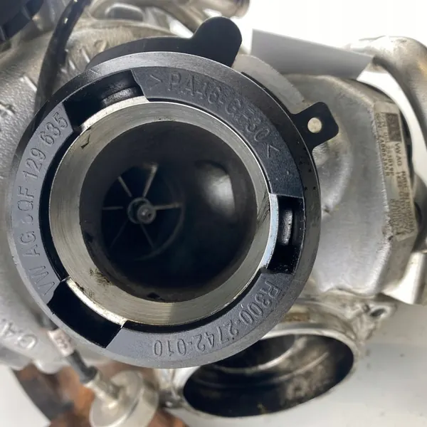 Turboaggregat Audi A3 Q3 VW 2.0 Passat Tiguan Skoda Superb 2.0 TDI image 10