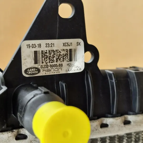 Radiateur d'eau Jaguar OE OEM 9LN&! GJ32-8005-CB image 4