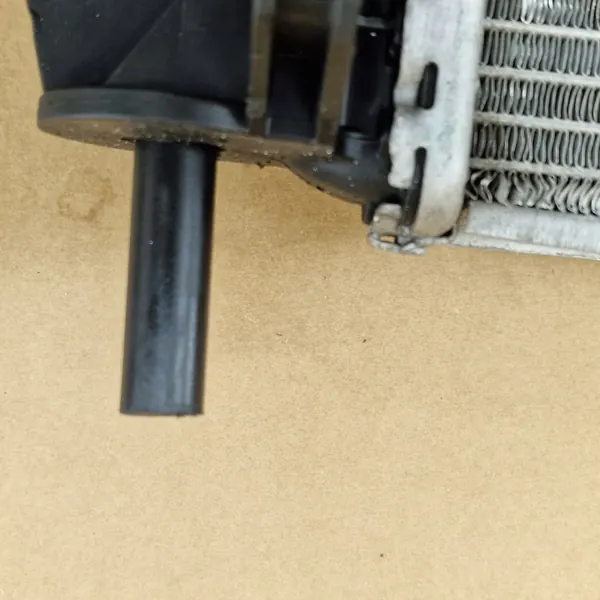 Radiateur d'eau Jaguar OE OEM 9LN&! GJ32-8005-CB image 6