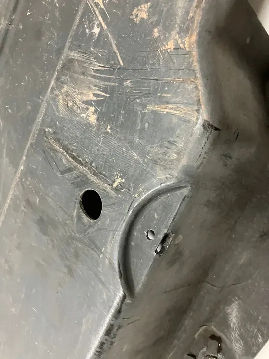 Höger underredsskydd Audi Q5 8R 8R0825208C image 2