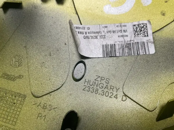 Cubierta espejo derecho OEM VW Golf VIII 8 2020- image 4