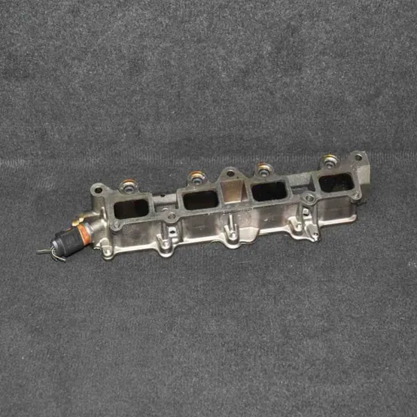Colector de admisión VW usado OEM 4D0971993 para Tiguan image 2