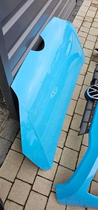 VW UP! Lift 2016- Framhjälm Röd 1S0823031F image 2