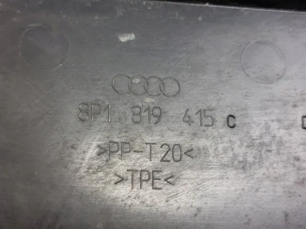 Parabrisas Audi OE 8P1819415C para A3 8P usado image 3