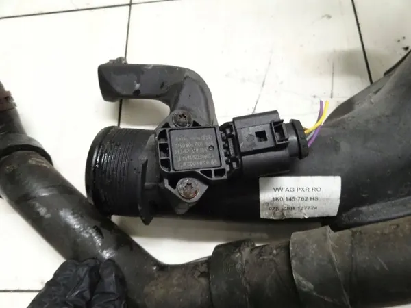 AUDI A3 8P 1.6 TDI Intercooler Schlauch image 6