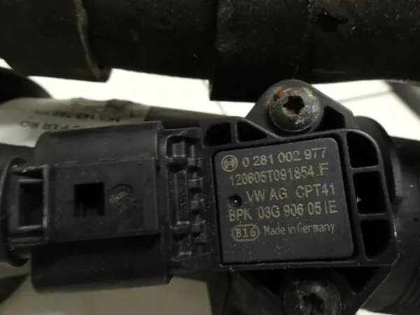 AUDI A3 8P 1.6 TDI Intercooler Schlauch image 7