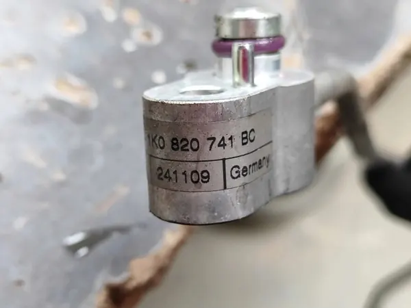 Ilmastointiputki Seat Altea 2.0 TFSI image 2