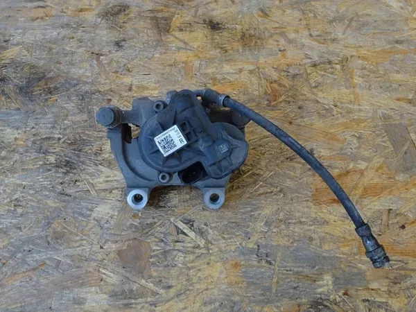 SEAT TARRACO TIGUAN 2.0 TDI Rechte Hintere Bremssattel 3Q0615406R image 3