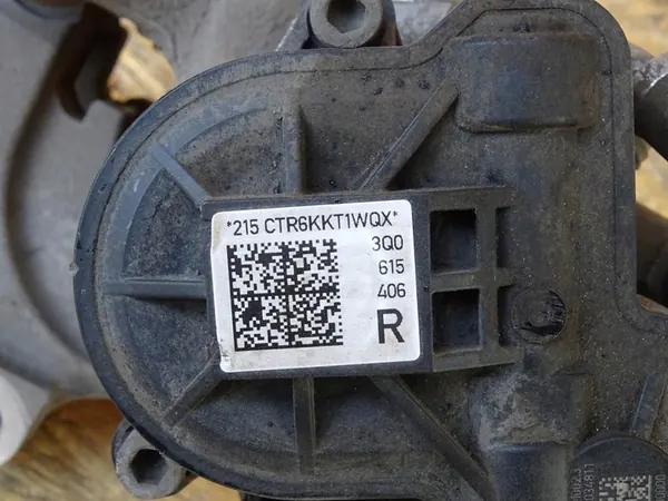 SEAT TARRACO TIGUAN 2.0 TDI Rechte Hintere Bremssattel 3Q0615406R image 5