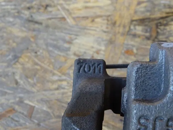 SEAT TARRACO TIGUAN 2.0 TDI Rechte Hintere Bremssattel 3Q0615406R image 7