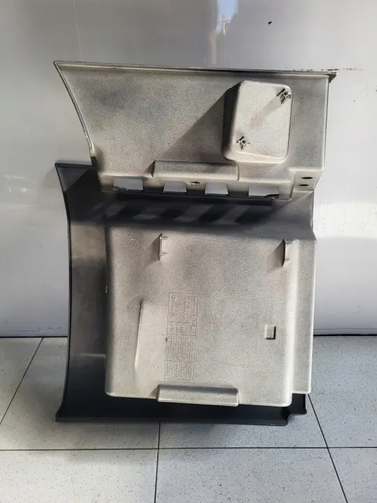 Marchepied cabine MAN TGX TG3 Euro 6 OEM 81615200429 image 3