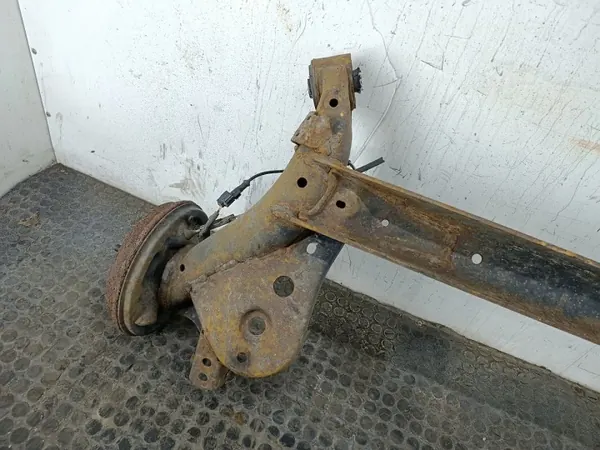 BELKA ZAWIESZENIA achterasbalk voor Ford Fiesta MK7 image 9
