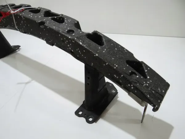 OEM 8051697 Förstärkningsbalk framstötfångare BMW E88 image 4