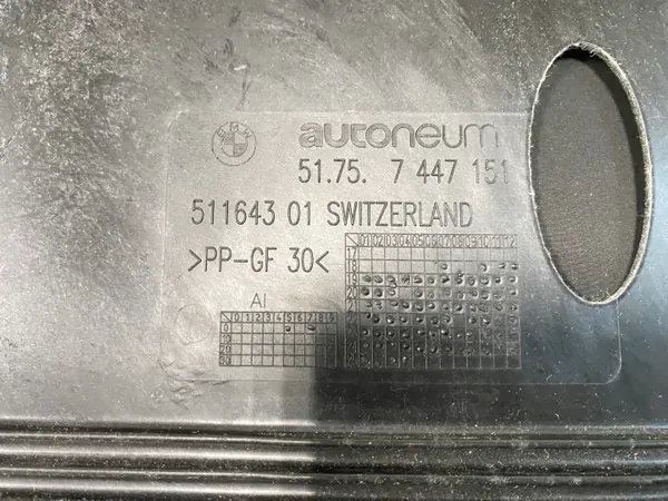 Underkroppssköld OEM 7447151 för BMW 3-serien image 3