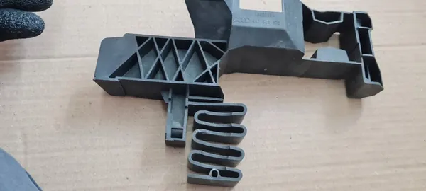 ASO VW Support de phare Audi A6 19- Droit image 7