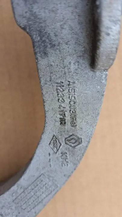 Renault OE 112334171R Gearbox Mount image 2