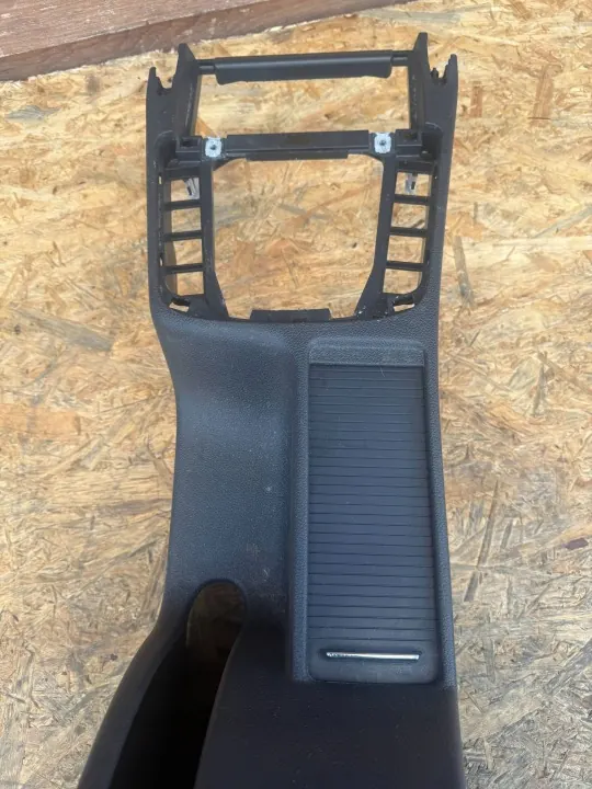 Accoudoir console Skoda Superb B6 OEM 3T0863241 image 8