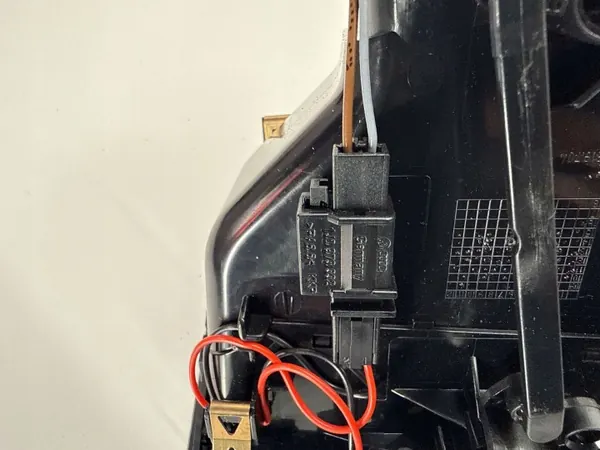 Kofferbakhendel OEM 7P1857226A voor VW Touareg II image 8