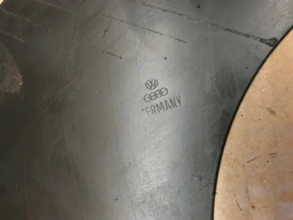 Gebrauchte Volkswagen OE Getriebedichtung für Golf I image 3
