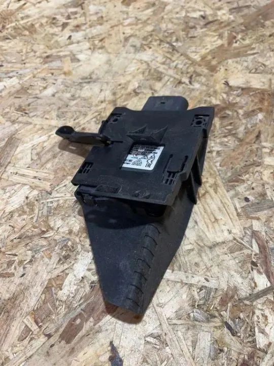 Módulo ponto cego Audi A7 Sportback OEM 4K8907461 image 2