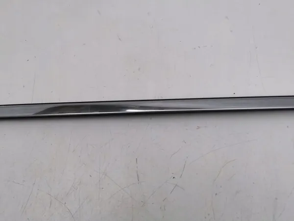 Chrysler Voyager 2008 Sidorutslist OEM AMD126491 image 5