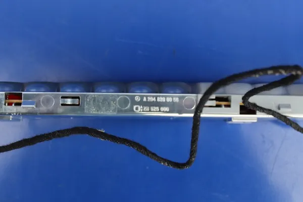 Takavalaisin OE Mercedes CLS W218 C218 A2048200056 image 8