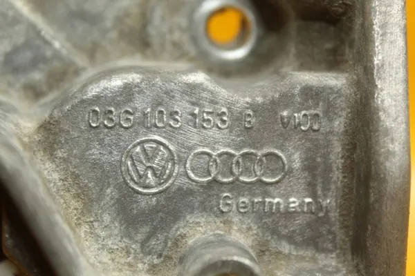 Junta de cigüeñal OEM 03G103153B VW Passat B6 2.0 TDI image 7