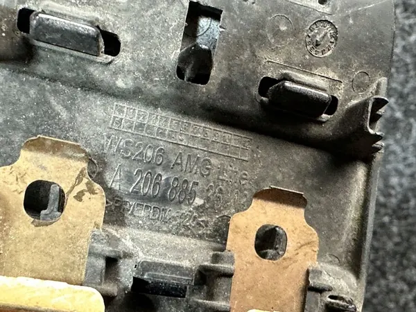 Cache de crochet de remorquage arrière Mercedes C-Class 206 image 6