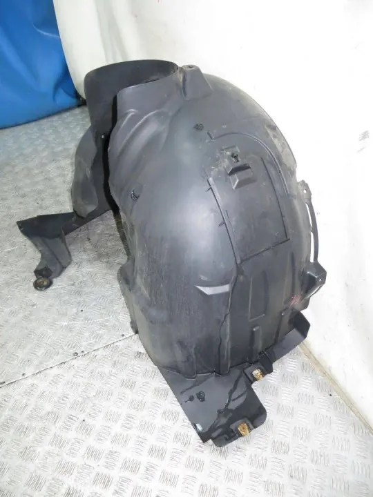 Pasos de rueda delantero izquierdo Mercedes W246 OEM GIS63353 image 5