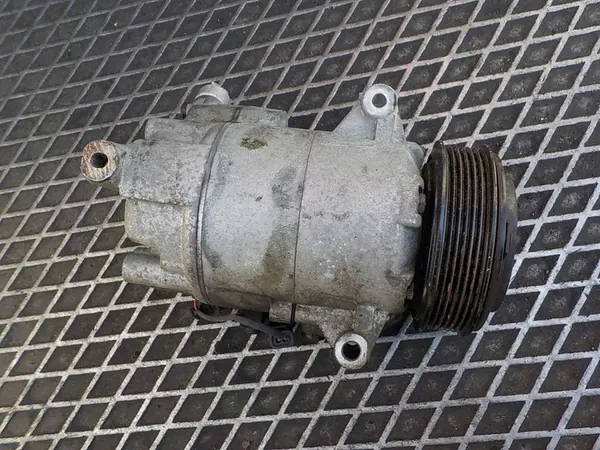 OPEL ASTRA J 1.6 CDTI Ilmastointikompressori 13335250 UF4 image 2