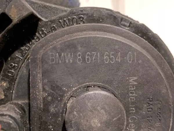 BMW X5 G05 extra vattenpump 8671654 OEM image 4