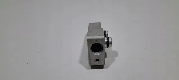 Klimaleitungsverbinder OEM 4K0816339G für Audi A6 A7 C8 image 3