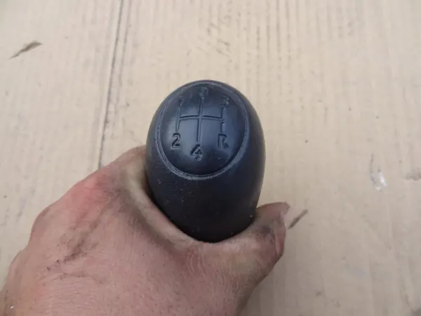 Pomo de cambios OEM GAŁKA ZMIANY BIEGÓW KANGOO II image 4