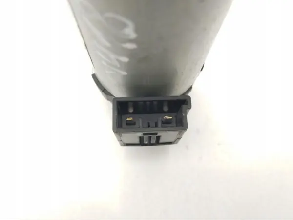 Motor de asiento Maserati Quattroporte 2014 OEM L0218699AA03 image 4