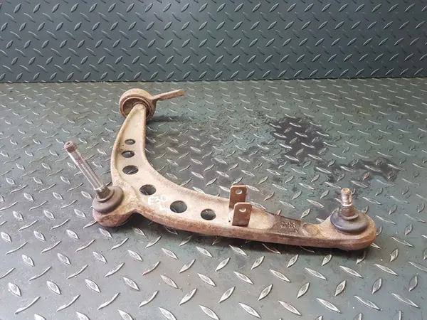 Ensemble de bras de contrôle avant avec silentblocs Drift BMW E30 image 10