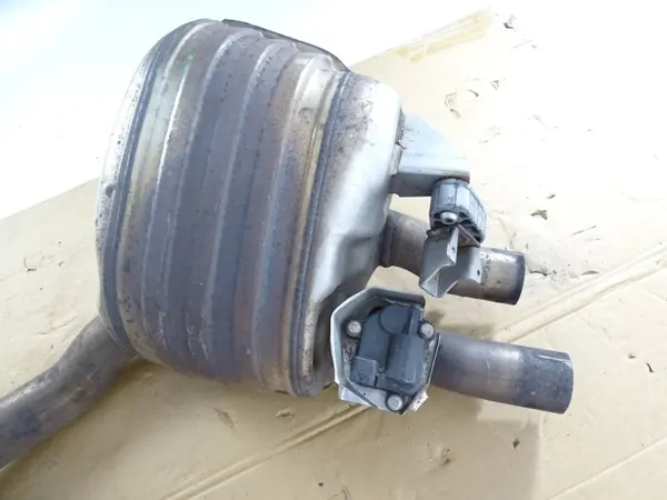 OEM 971253352B Oikea Pakoputken Vaimennin Porsche Panamera image 4
