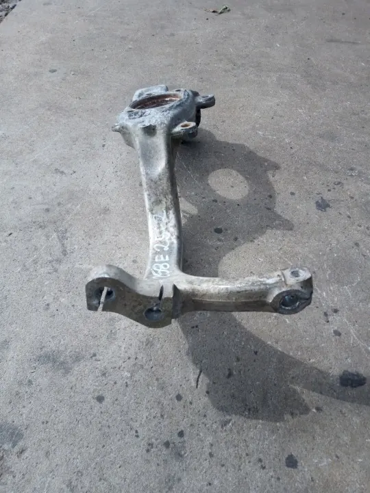 Roulement de moyeu Audi A4 B7 OEM 8E0407254E Avant Droit image 3