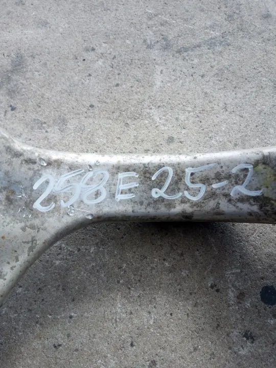 Roulement de moyeu Audi A4 B7 OEM 8E0407254E Avant Droit image 7