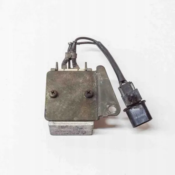 Contrôleur Pompe Carburant OEM MD147796 Dodge Stealth image 3