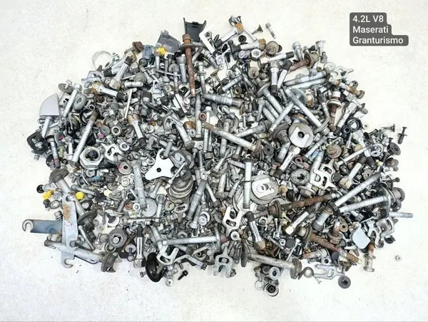 Boulon Maserati GRAN TURISMO 2008 OEM 279629 image 1