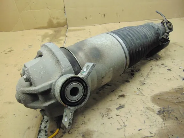 Ammortizzatore posteriore destro VW Touareg I 7L 5.0TDI image 2
