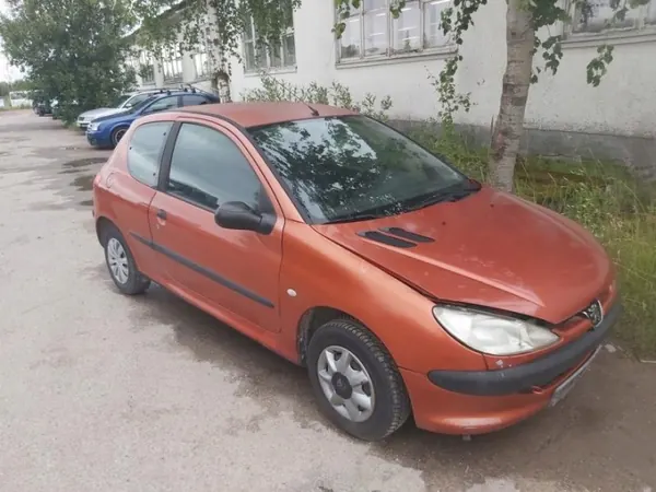 Pompe à huile OEM 9431102021 pour Peugeot 206 1999 image 5