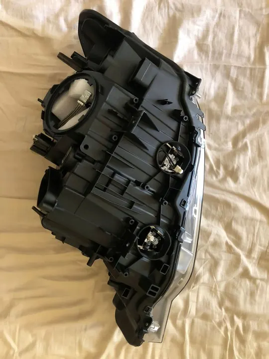 BMW 3 F30 F35 F31 2015 Faróis Bi-xenon image 7