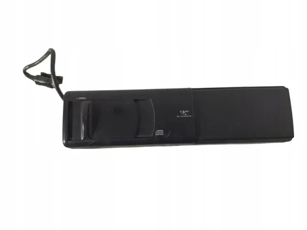 CD/DVD-Wechsler Lancia Thesis OEM 902231063209 image 2