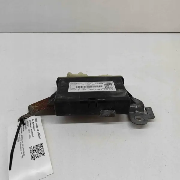 AdBlue-moduuli OEM 4G0907355B Porsche Macanille image 2