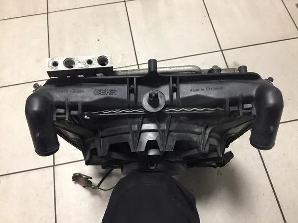 Porsche Boxster 996 986 Kylare med Fläkt image 3