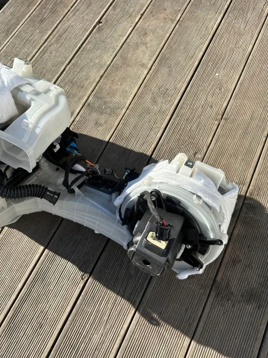 Lämmityslaite OEM 9675402680 Citroen C4 Picasso II:lle image 4