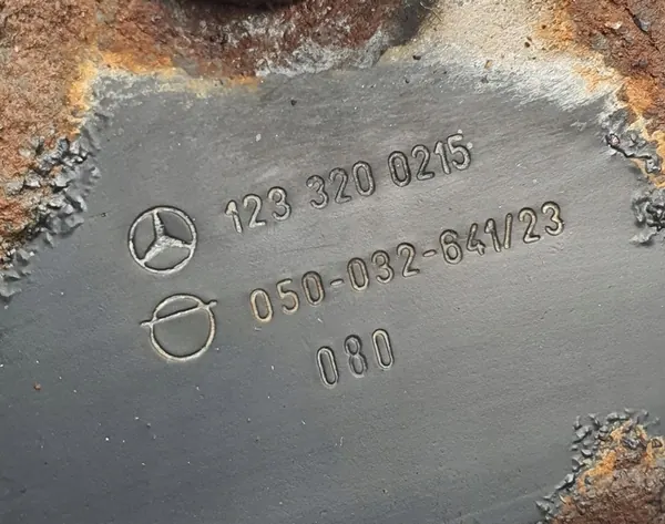 Pompa Aria Sospensione Posteriore Mercedes W126 image 5