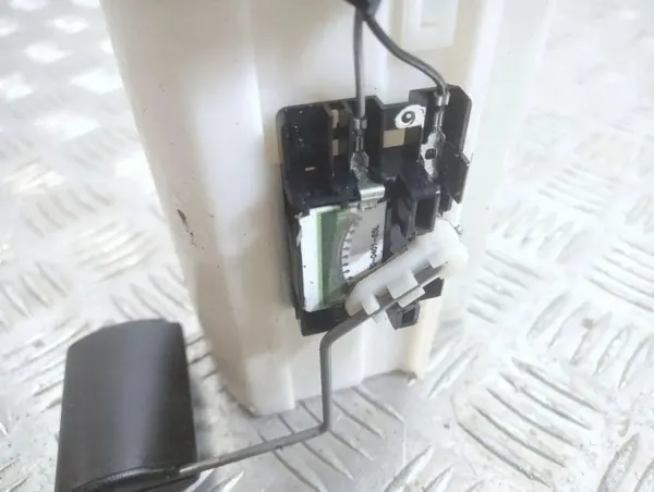 Sensor Nível Combustível Hyundai Trajet 2003 OEM 311103A940 image 4