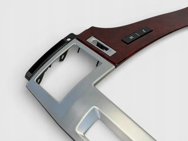 OEM 11GM076A Frame Paneel Sierlijst Cadillac Escalade image 8